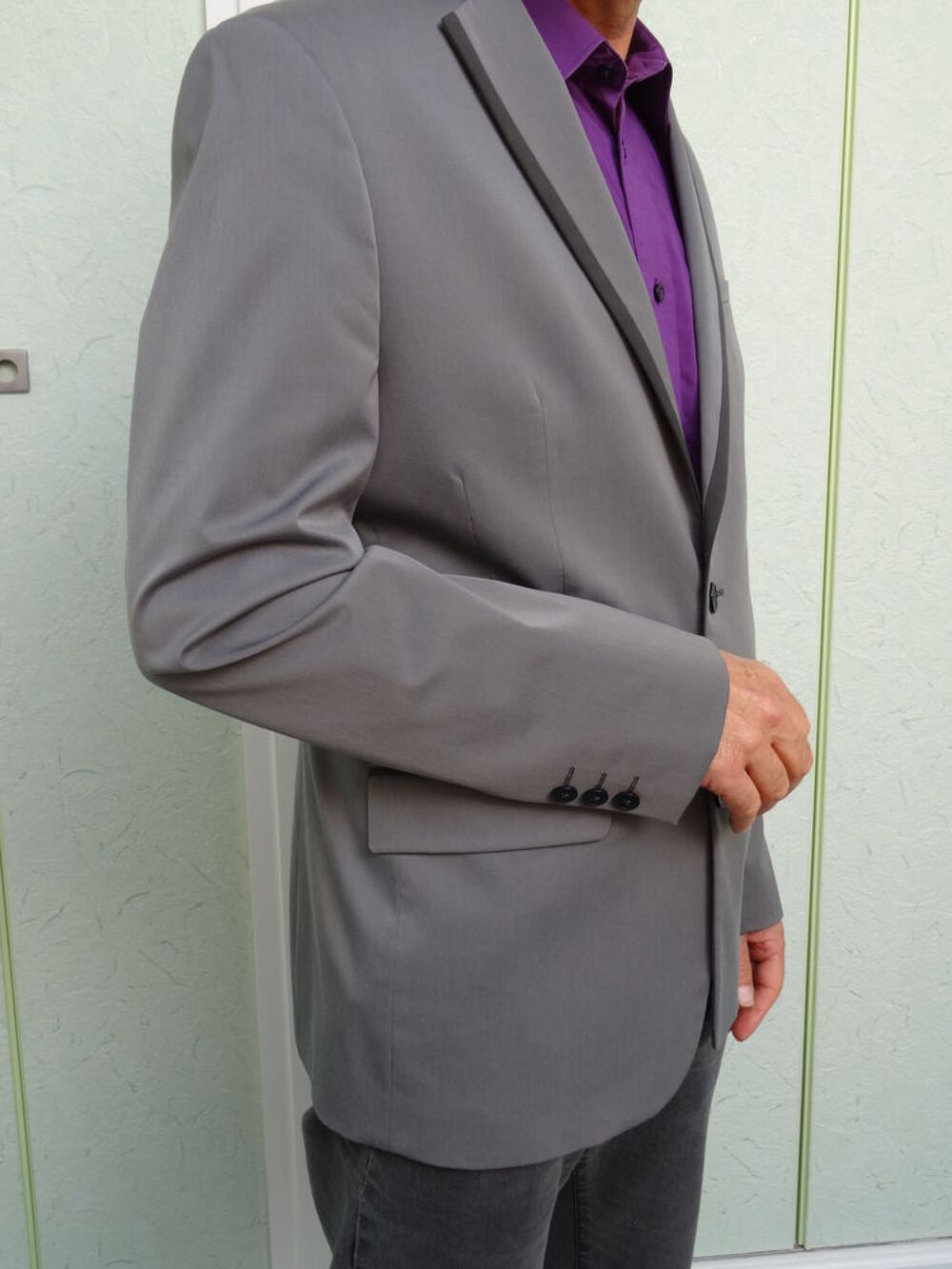 Veste Homme grise &agrave; revers contrast&eacute;s TL Vêtements