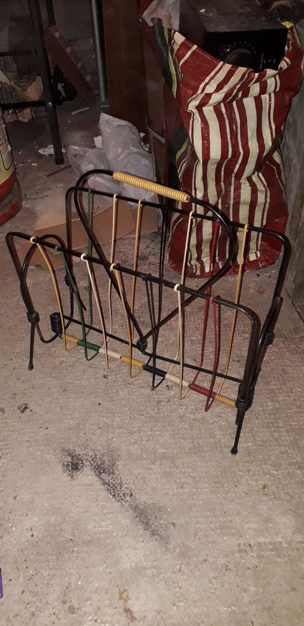 Porte revues des ann&eacute;es 1950 Décoration
