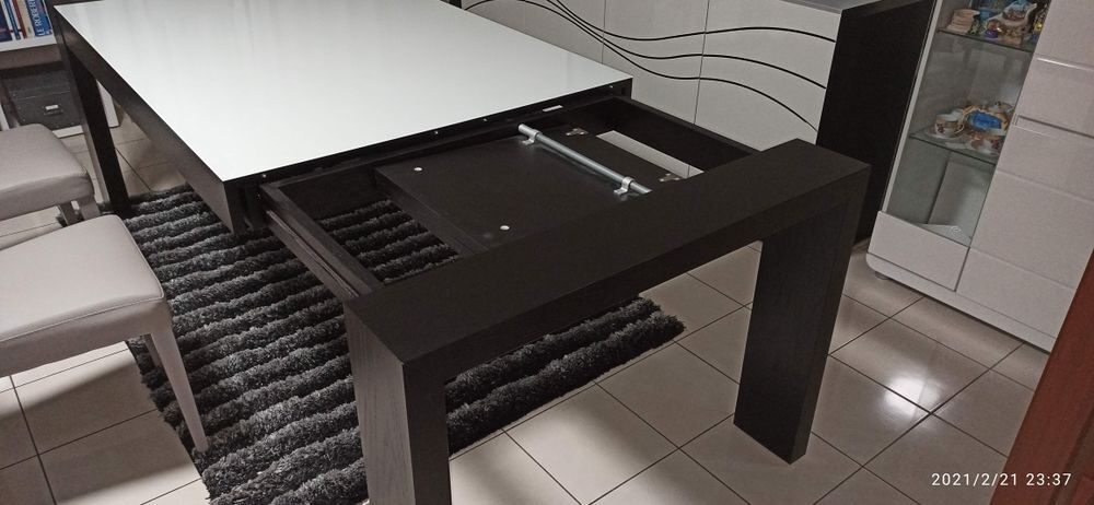 Table salle a manger Mobilier de France Meubles