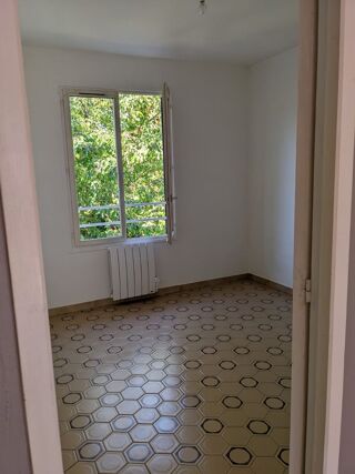  Appartement à louer 1 pièce 45 m²