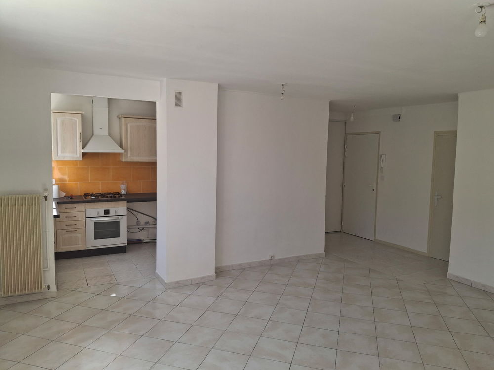 Vente Appartement GRAND ET BEL F4 REFAIT A NEUF BEZIERS TRES BON QUARTIER Boujan-sur-libron