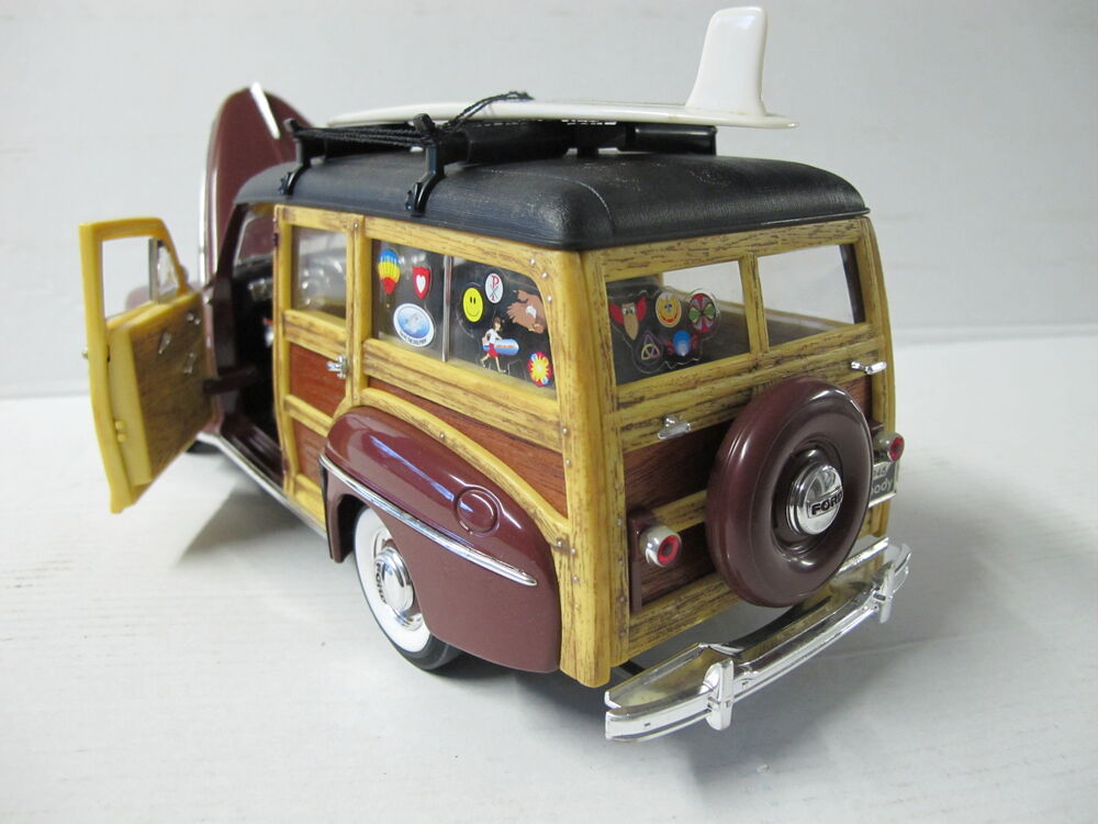 FORD WOODY 1948 YAT-MING,1/18&egrave;m 2001 en boite Jeux / jouets