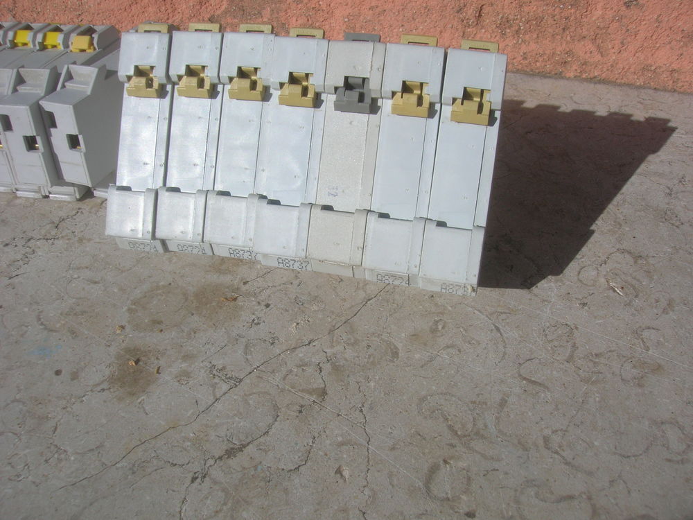 Tableau &eacute;lectrique lot de porte Fusible avec fusibles
Bricolage