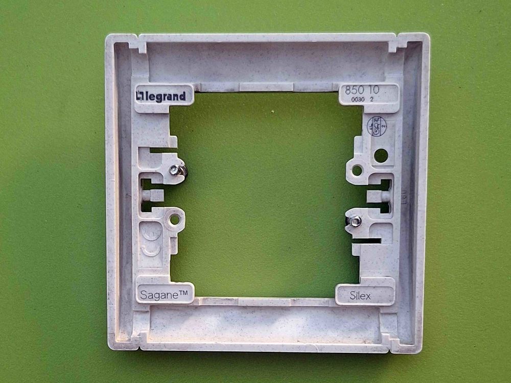 Plaque Legrand Sagane Bricolage