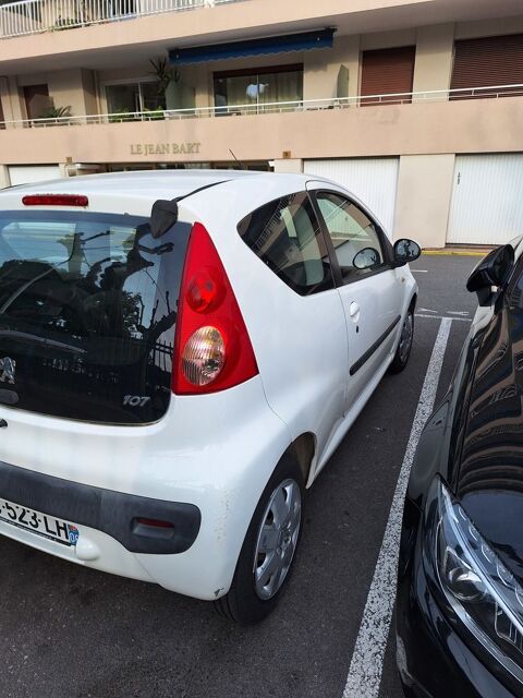 Peugeot 107 1.0e 12V 68ch BLUE LION 2-Tronic Trendy