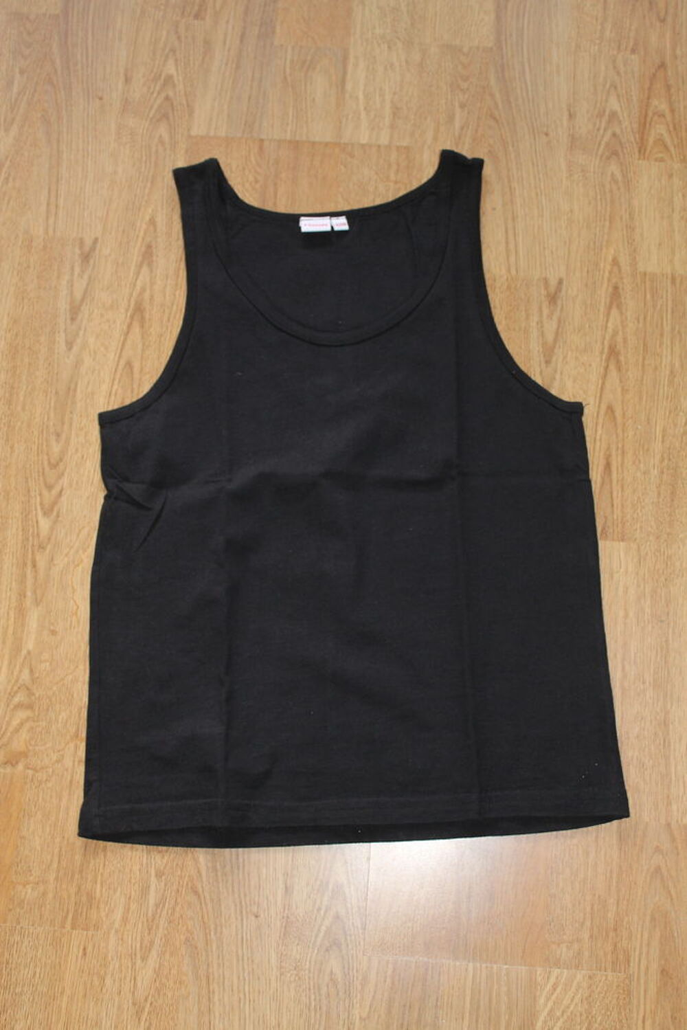 DEBARDEUR NOIR FEMME Vêtements