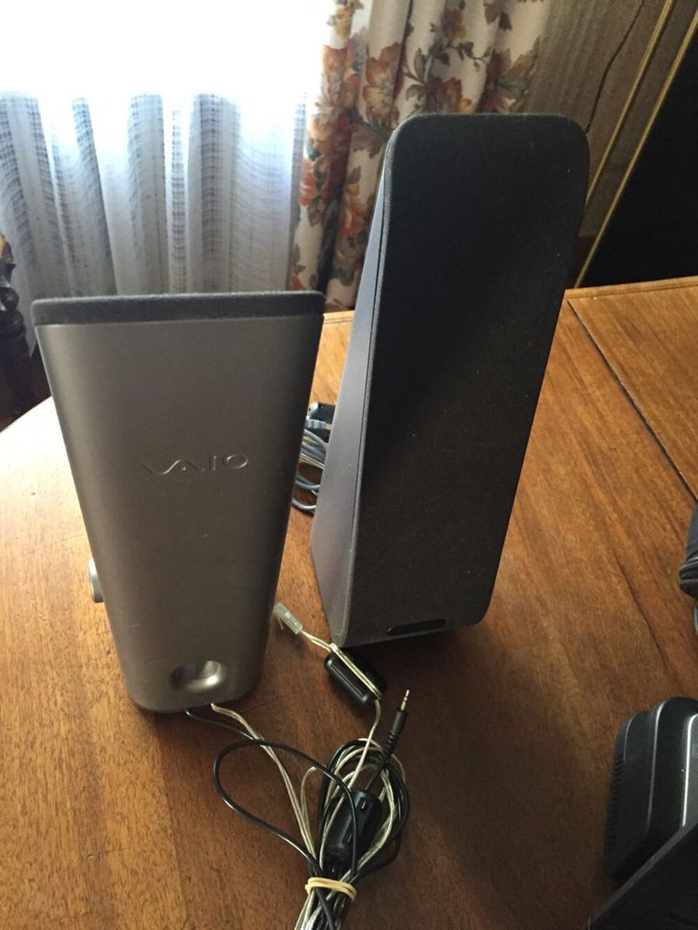 ordinateur portable Sony Vaio et son &eacute;quipement Matériel informatique