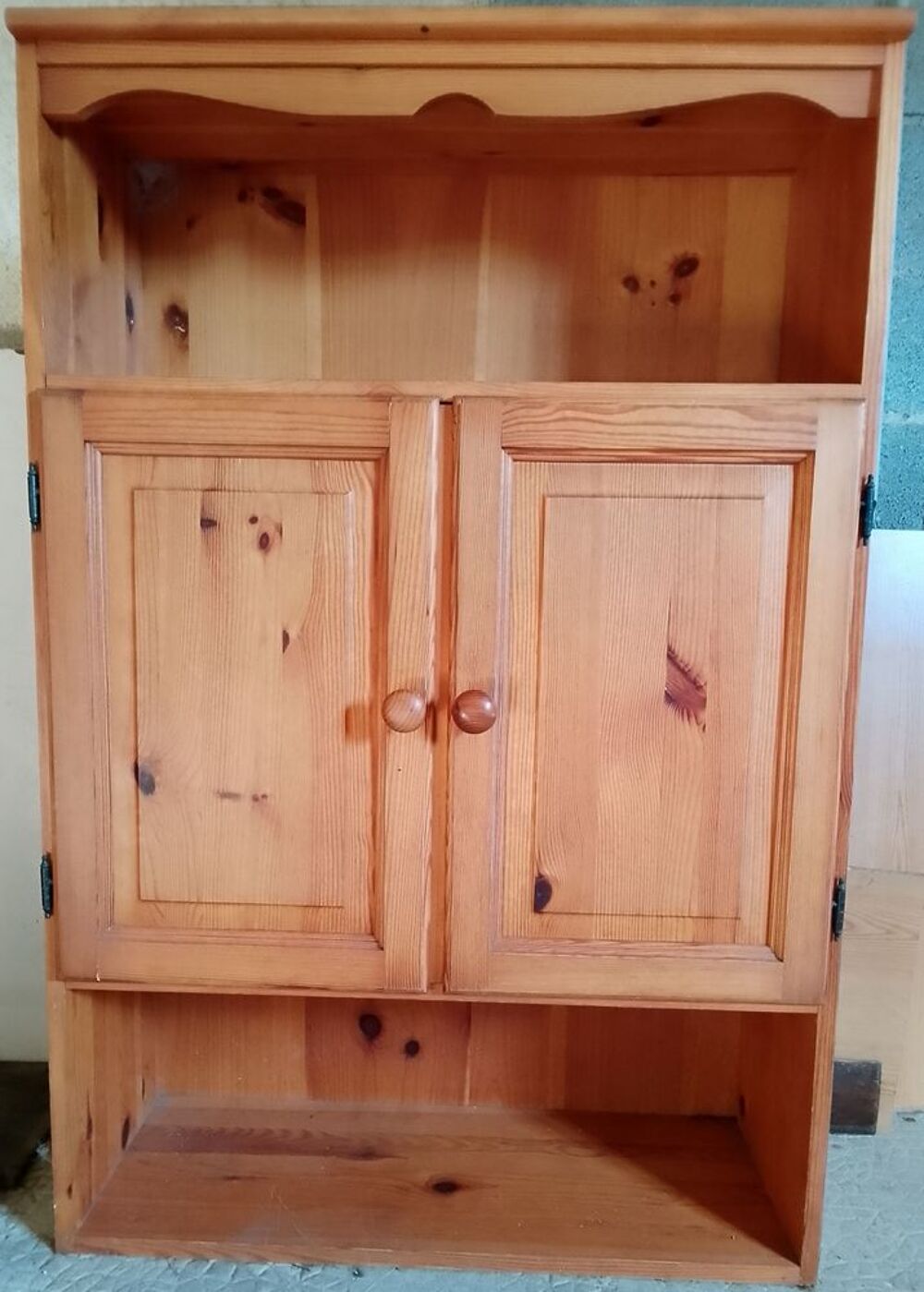 Buffet en pin massif Meubles
