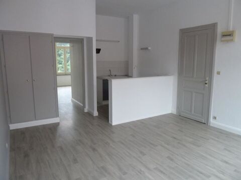   Appartement � louer � Cambrai Appartement - 2 pi�ce(s) - 48 m�