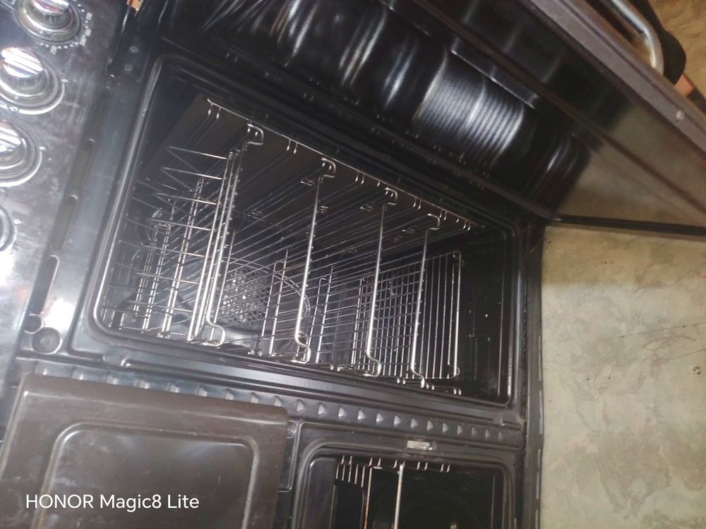 Cuisini&egrave;re piano de cuisson 90x90x60 avec plancha et plaque en bois Electroménager
