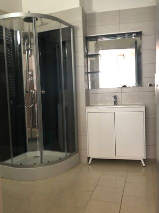  Appartement à louer 1 pièce 28 m²