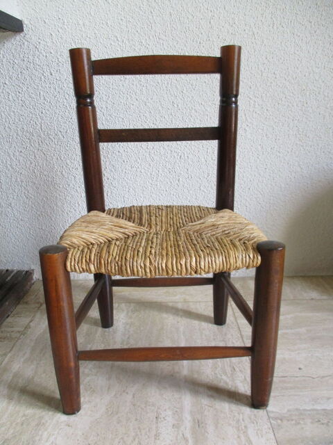 Petite Chaise en Bois Paillée 50 La Rochelle (17)