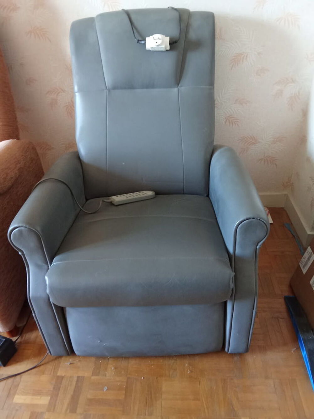 Fauteuil relaxant &eacute;lectrique Meubles