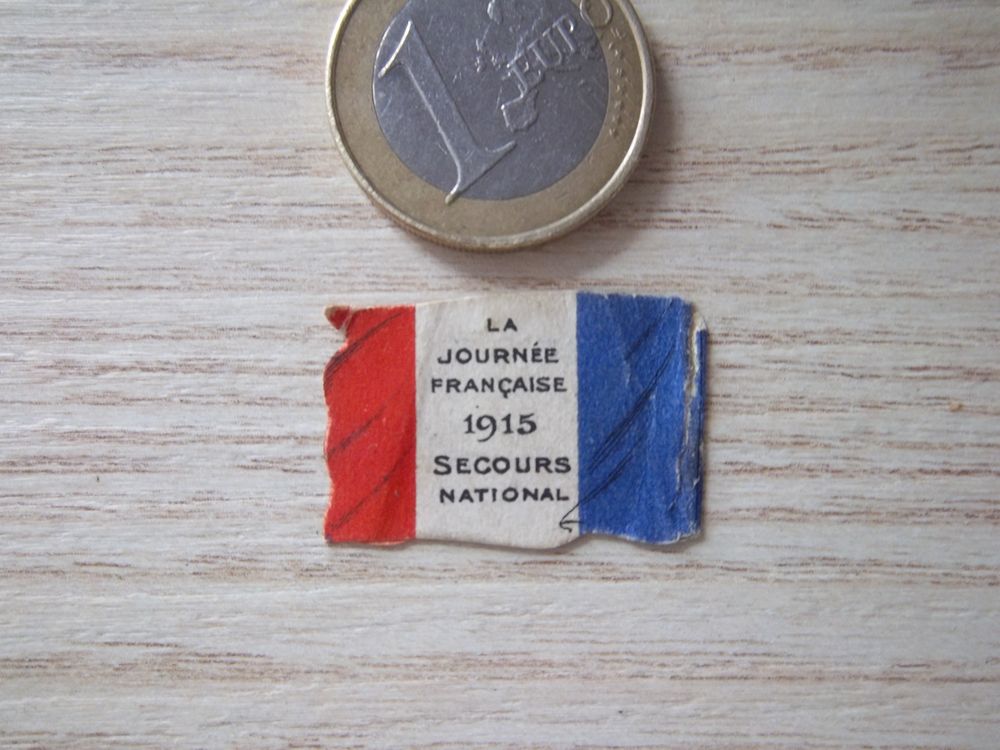 insigne de journ&eacute;e poilu 14/18 Ile de France collection 