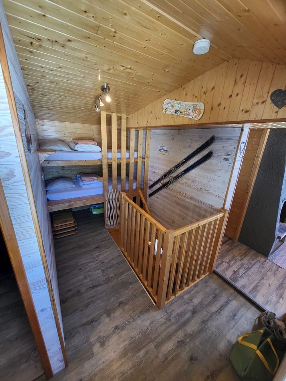   Chalet perchoir labelisé 4 griffes 8 personnes én station.  Provence-Alpes-Côte d'Azur, Orcières (05170)