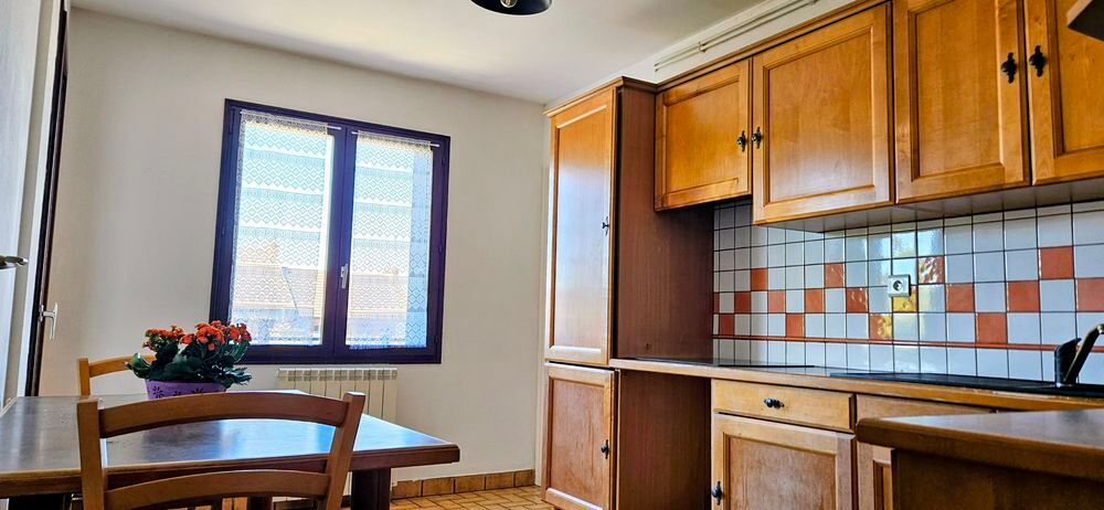 Vente Appartement F3 climatisé 76m2 loué Montluçon