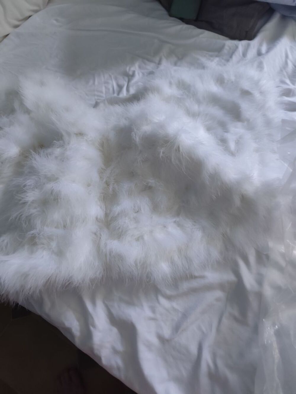 jolie robe de mari&eacute;e Vêtements