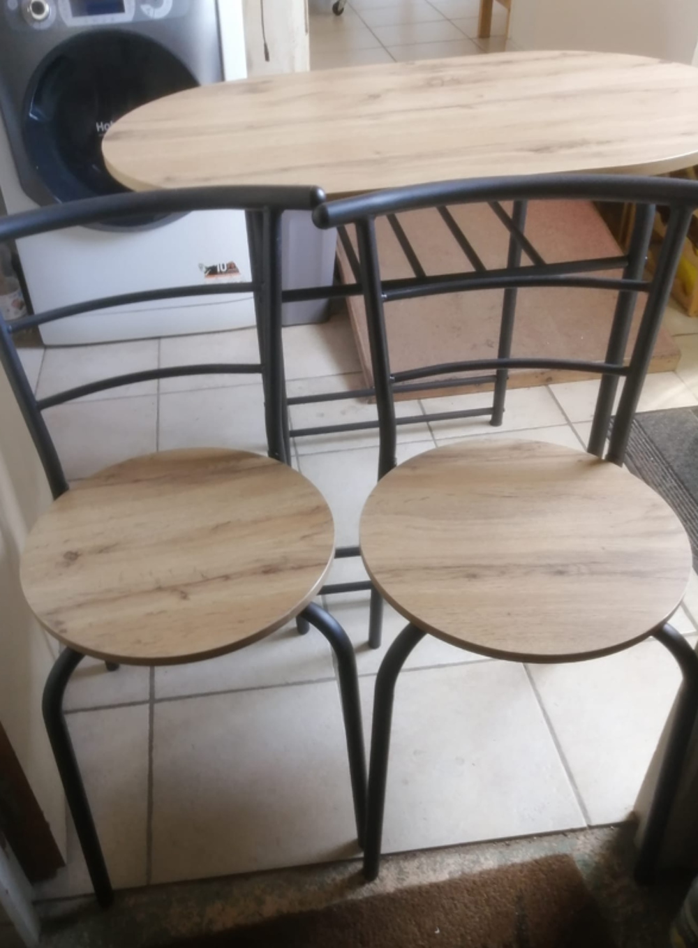 Table de cuisine ovale pour 2 personnes Meubles