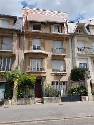  Maison  louer 177 m
