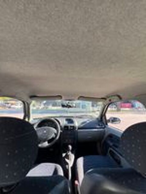Clio II Clio 1.5 dCi - 65 Authentique 2003 occasion 26000 Valence
