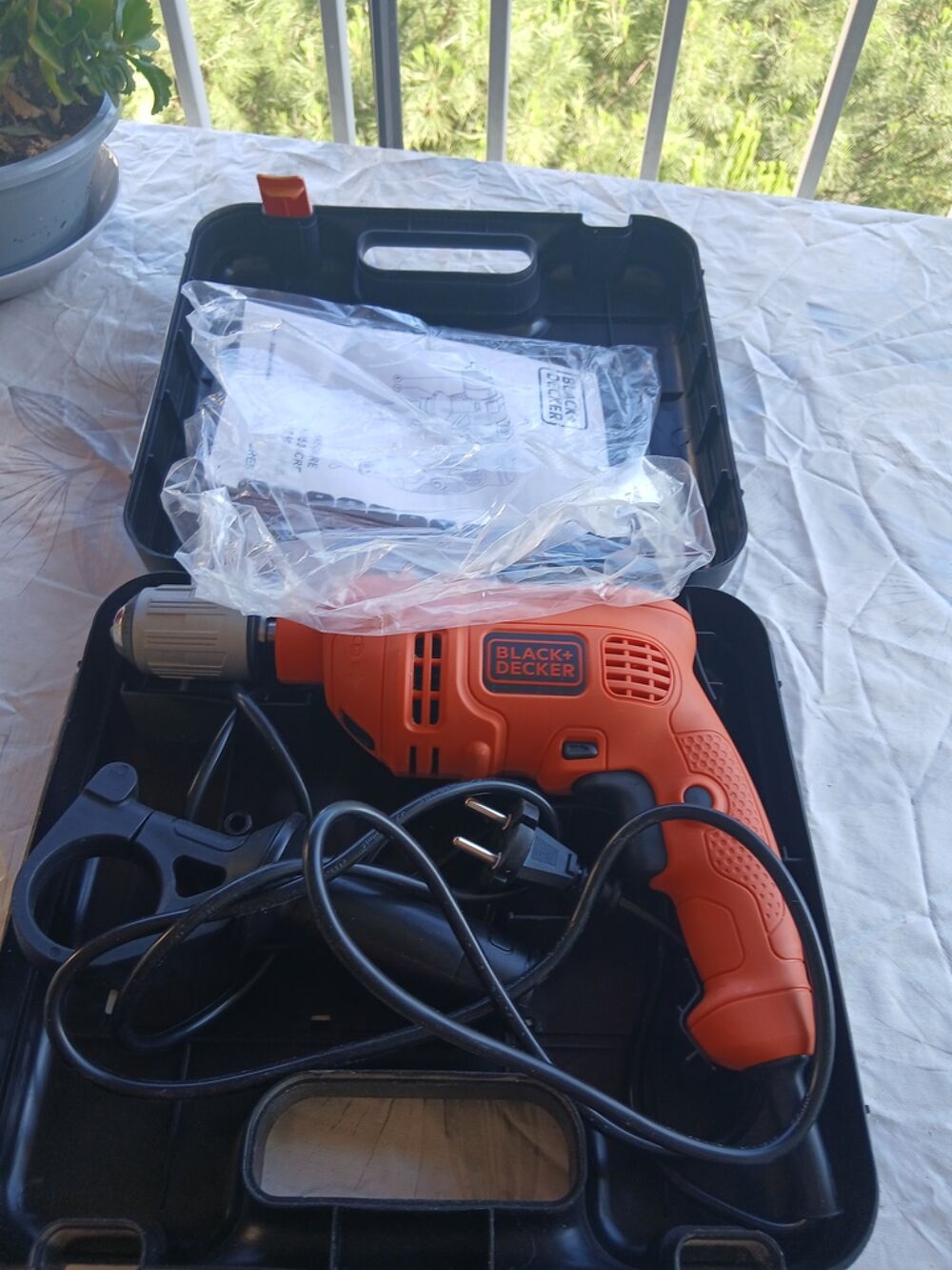 Perceuse Black &amp; Decker avec Accessoires Bricolage