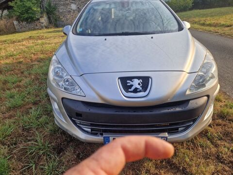 Peugeot 308 1.6 HDi 110ch FAP BVMP6 BLUE LION Confor