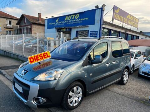 Peugeot partner tepee PARTNER OUTDOOR HDI 90CV 7 PLACES 114.50