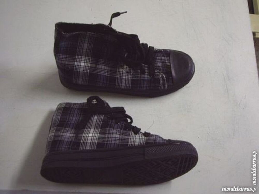 Baskets hautes noir &agrave; carreaux neuves pt 40 Chaussures
