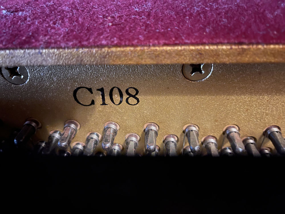 piano Yamaha c108 Instruments de musique