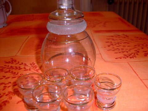 service a liqueur ancien 10 Dijon (21)