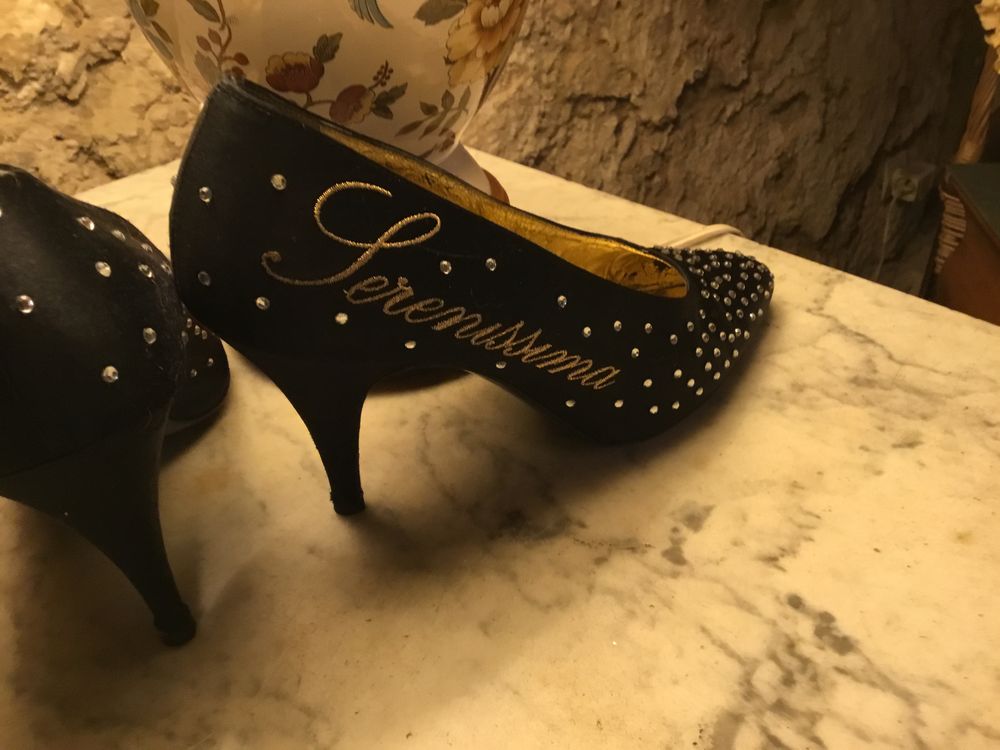 ESCARPINS NOIRS STRASS Chaussures