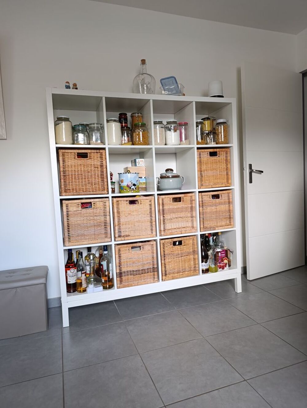 placard rangement bois blanc cuisine et salon Meubles