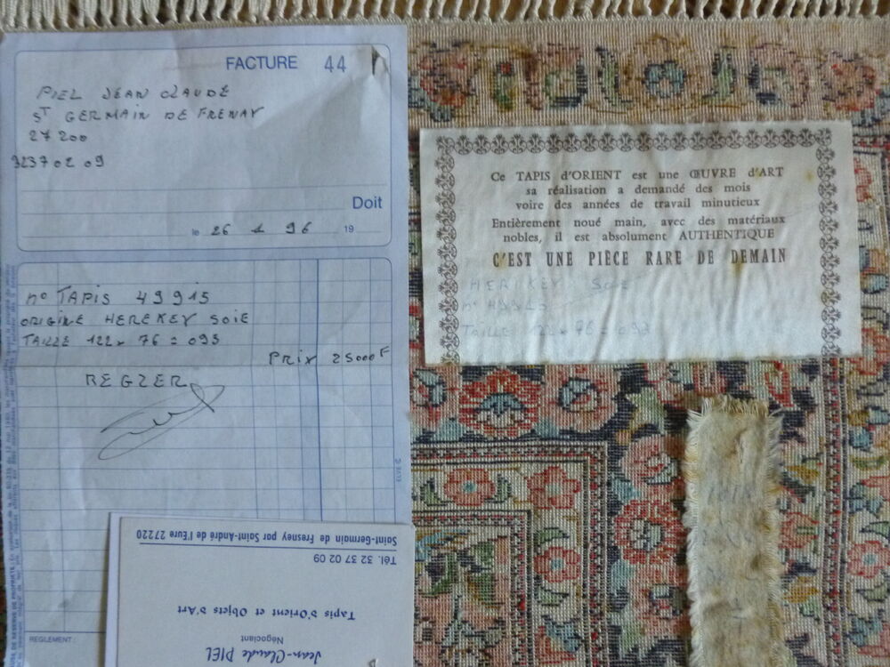 Tapis en soie origine : HEREKEY Décoration