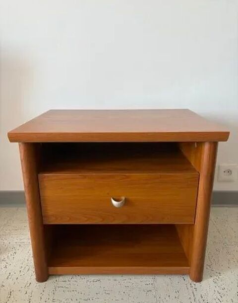 Table de chevet  20 Saint-Etienne (42)