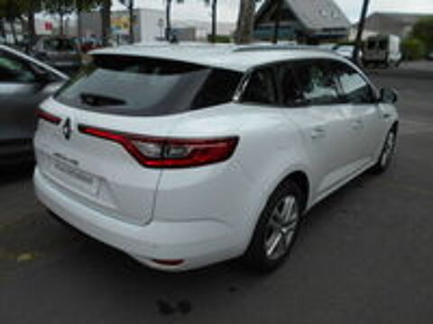 Megane IV Estate M&eacute;gane IV Estate Blue dCi 115 - 20 Business 2020 occasion 49000 Angers