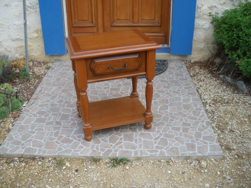 meuble d entr&eacute;e ou chevet ou bout de canap&eacute; Meubles