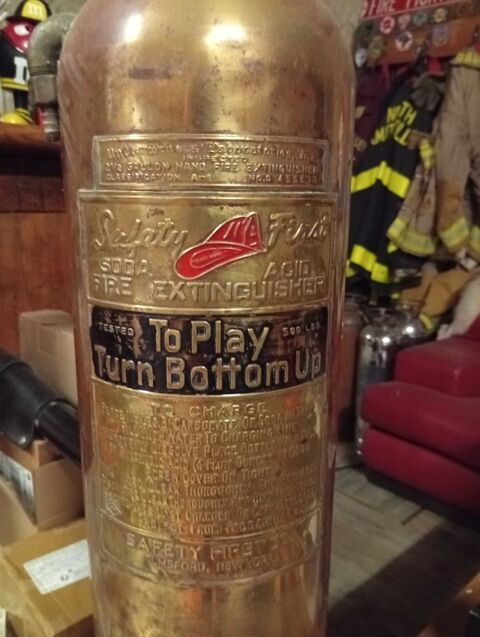 extincteur vintage am�ricain 200 Naves (03)