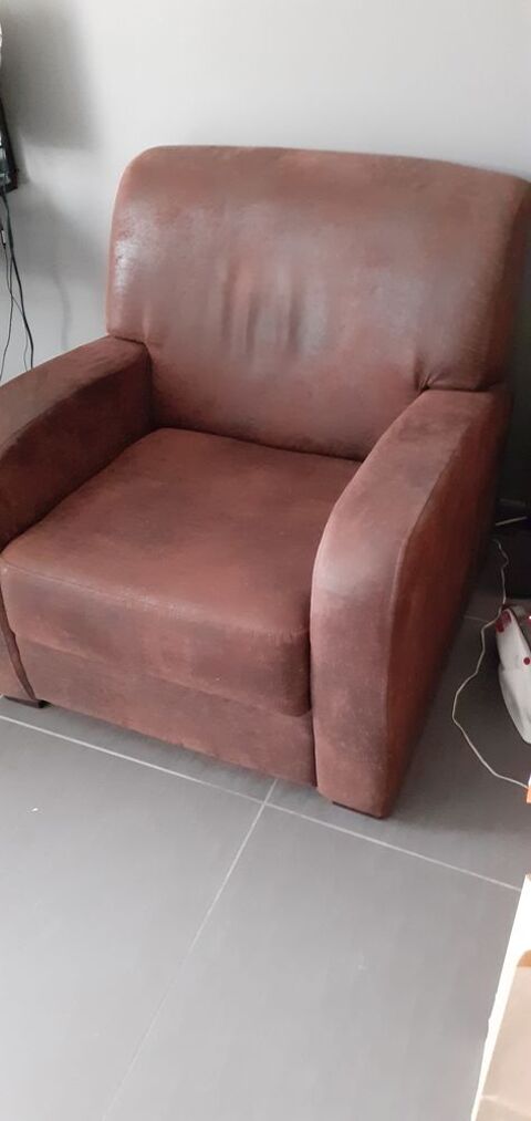 Fauteuil de salon 90 Juvignac (34)