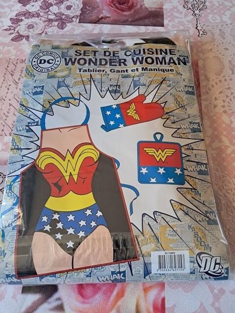 Lot tablier Wonder  Woman DC comics mana japon cosplay cuisi 19 Fèves (57)