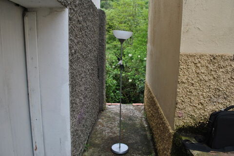 abat jour sur pied   1m85 de haut 5 Foix (09)