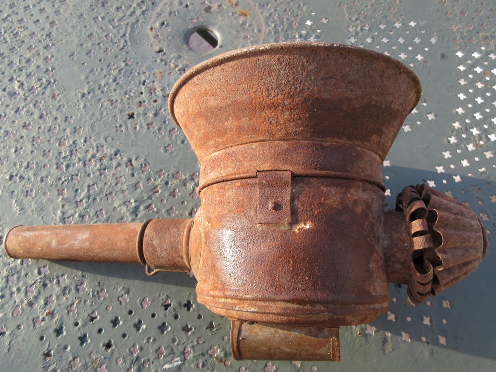Ancienne lanterne hippomobile 