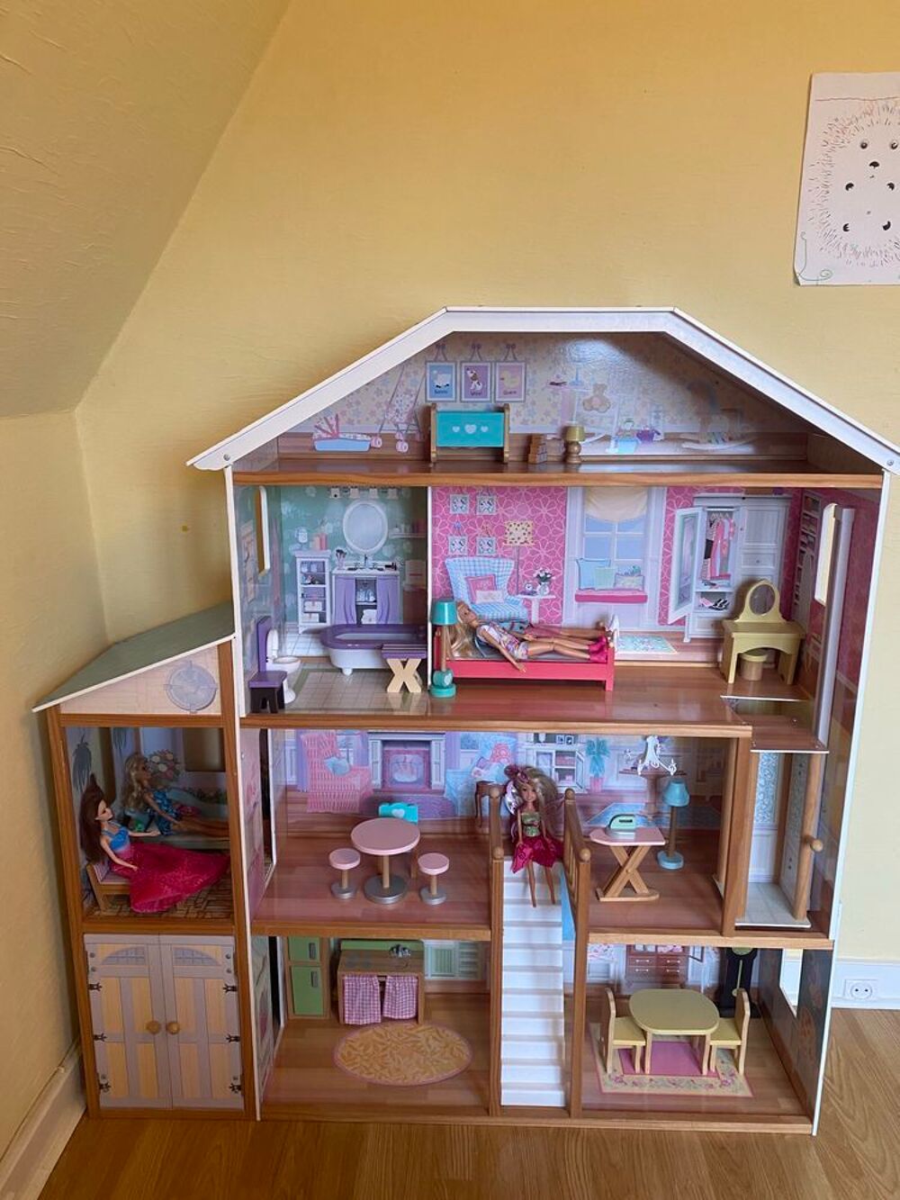 Maison de poup&eacute;es / Barbie Jeux / jouets