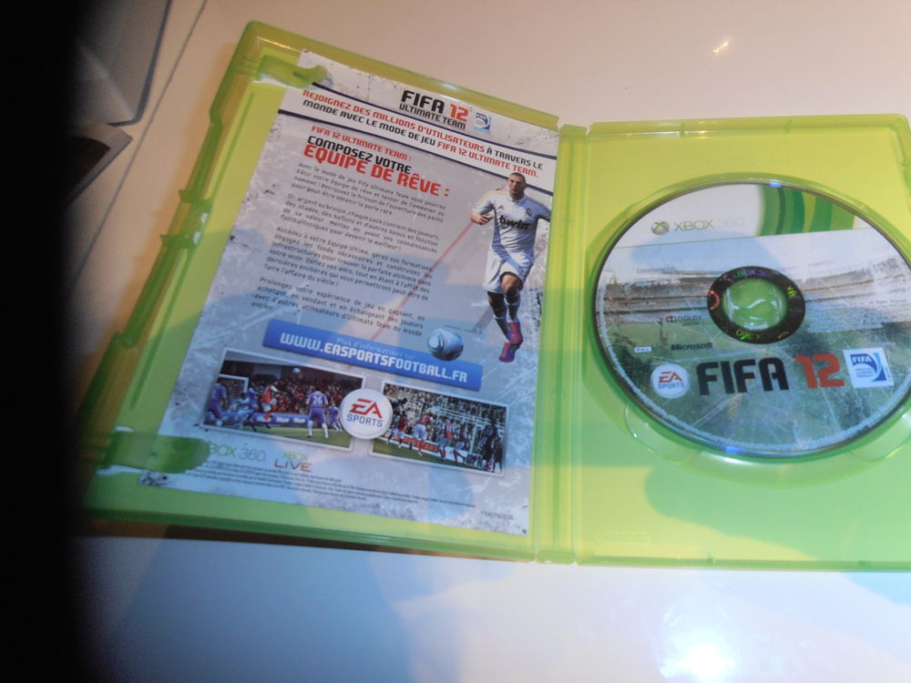 Jeu XBOX 360 - Fifa 12 (26) Consoles et jeux vidéos
