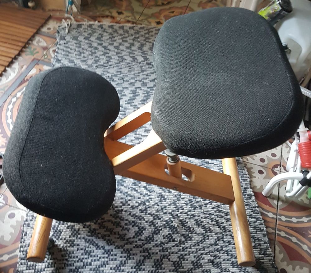 Tabouret ergonomique Meubles