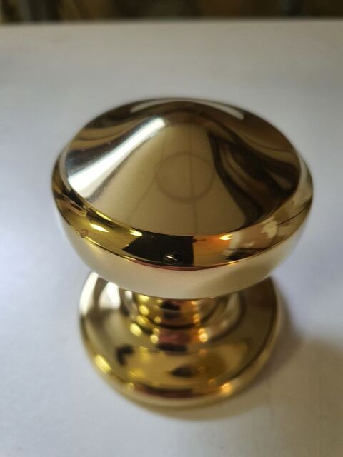 Bouton de porte rond en laiton poli 30 Dieuze (57)