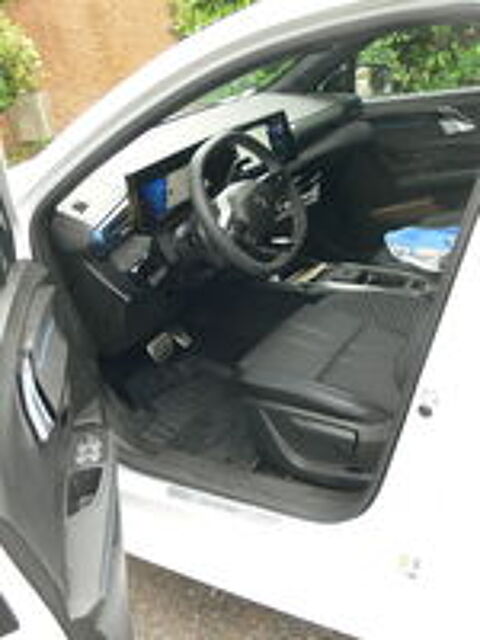 Clio VI Clio E-Tech full hybrid 160 ch Esprit Alpine 2026 occasion 01600 Massieux