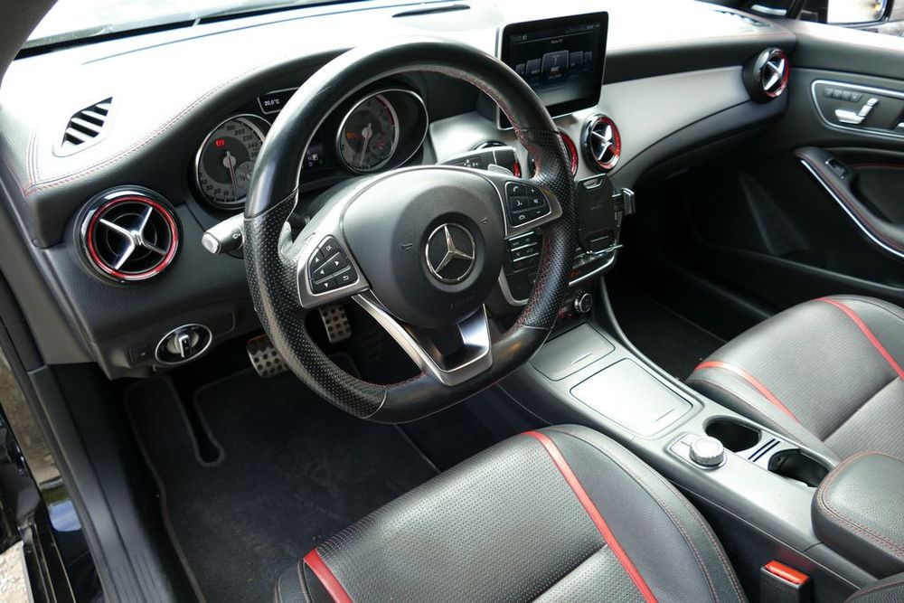 Classe CLA 250 Version Sport 7-G DCT A 2015 occasion 13600 La Ciotat