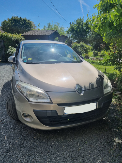 Renault megane iii M&eacute;gane III 1.6 16V Authentique