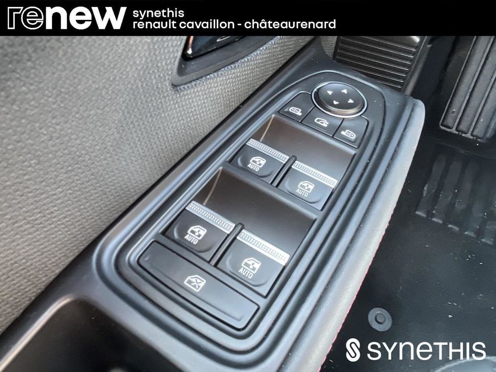 Clio VI Clio E-Tech full hybrid 160 ch Techno 2026 occasion 84300 Cavaillon