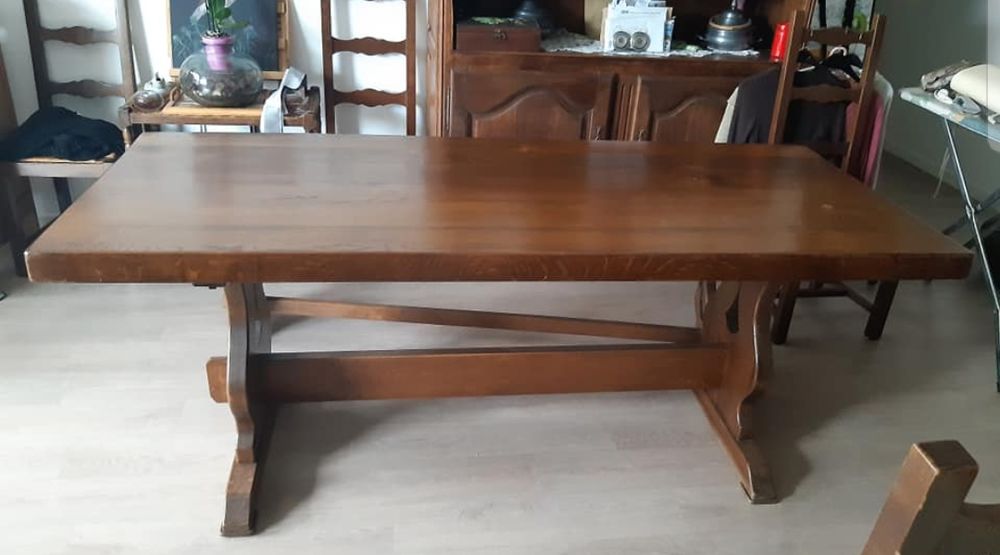 Table monast&egrave;re Meubles